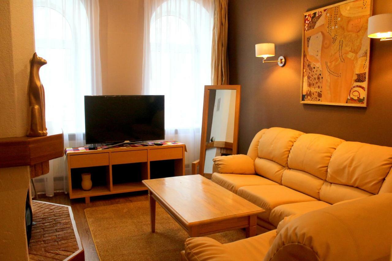 Gustav House Apartment เดากัฟปิลส์ ภายนอก รูปภาพ