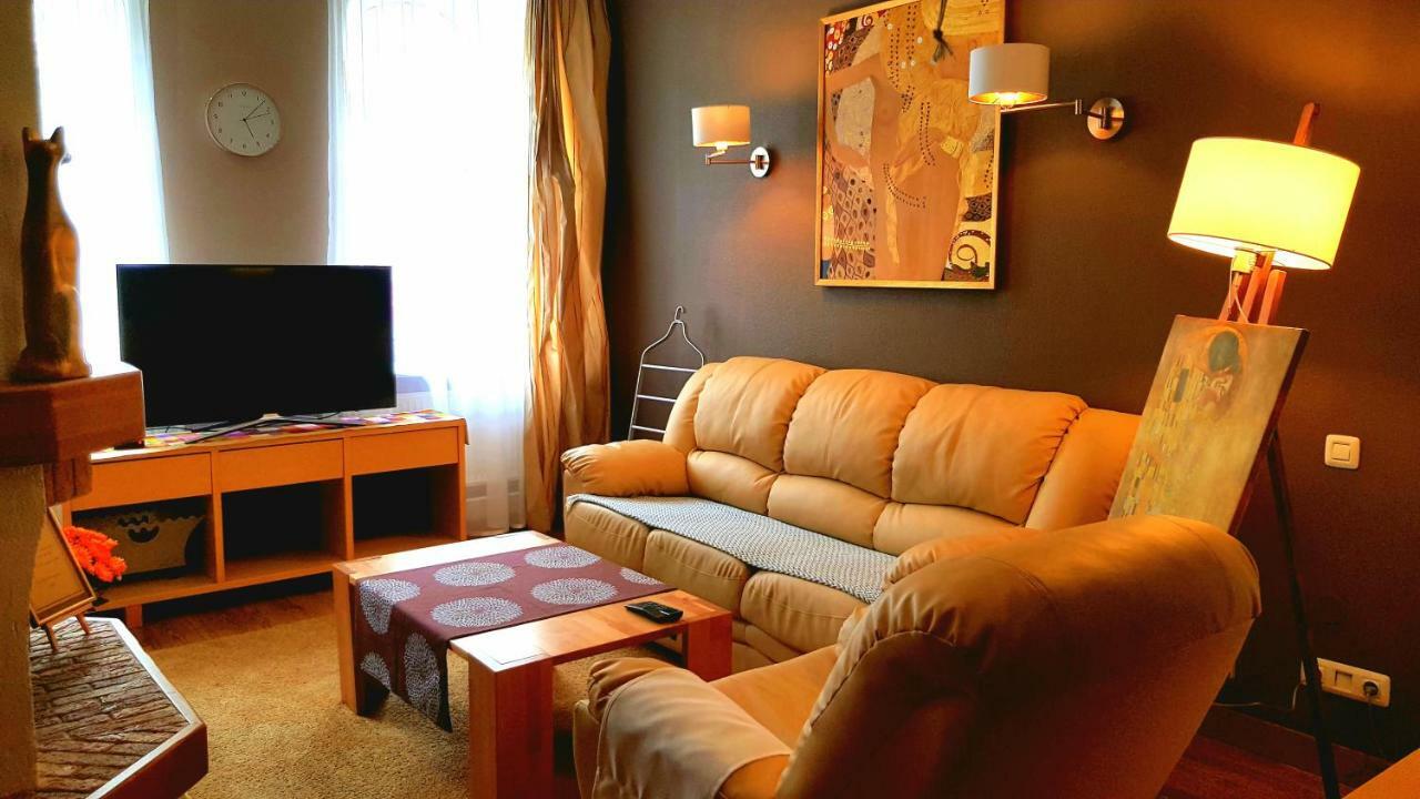 Gustav House Apartment เดากัฟปิลส์ ภายนอก รูปภาพ