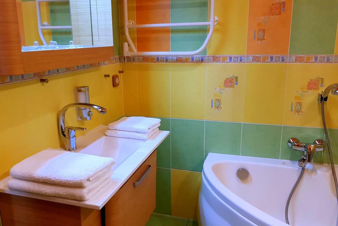 Gustav House Apartment เดากัฟปิลส์ ภายนอก รูปภาพ