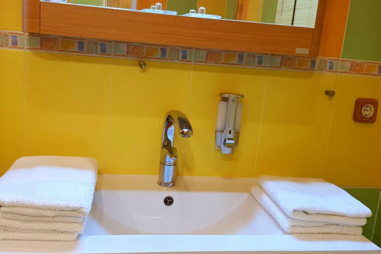Gustav House Apartment เดากัฟปิลส์ ภายนอก รูปภาพ